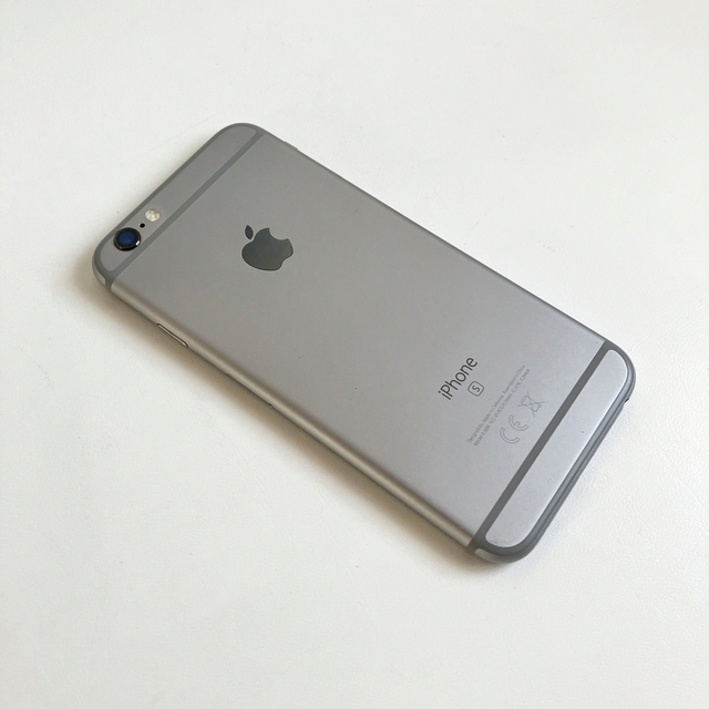 iPhone 6s スペースグレー 128 GB SIMロック解除済み フリー 出産祝い 