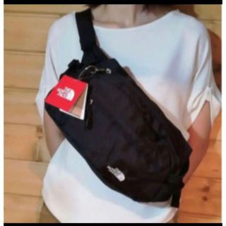 ザノースフェイス(THE NORTH FACE)の【未開封新品】ノースフェイス　ボディバック　8L 黒　男女兼用　サイドポケット　(ボディバッグ/ウエストポーチ)