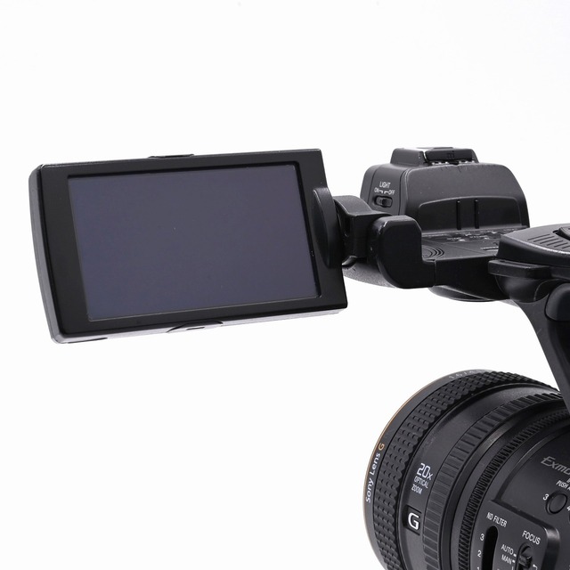 SONY(ソニー)のSONY NXCAM カムコーダー HXR-NX5R スマホ/家電/カメラのカメラ(ビデオカメラ)の商品写真