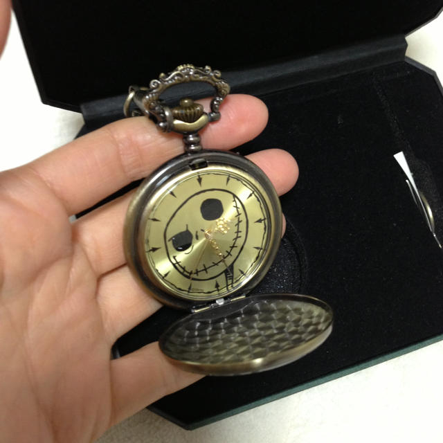Disney(ディズニー)のナイトメアの懐中時計♪ レディースのファッション小物(腕時計)の商品写真