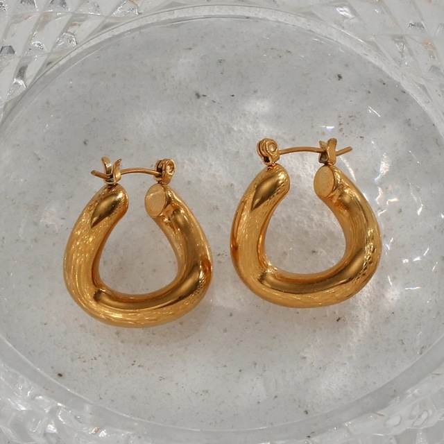 Ron Herman(ロンハーマン)のTwist nuance pierce gold No.937 レディースのアクセサリー(ピアス)の商品写真