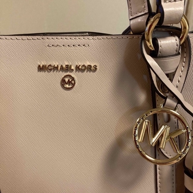 Michael Kors(マイケルコース)の未使用♡マイケルコース♡サリバン♡コンバーチブル♡2wayバッグ♡ソフトピンク レディースのバッグ(ショルダーバッグ)の商品写真