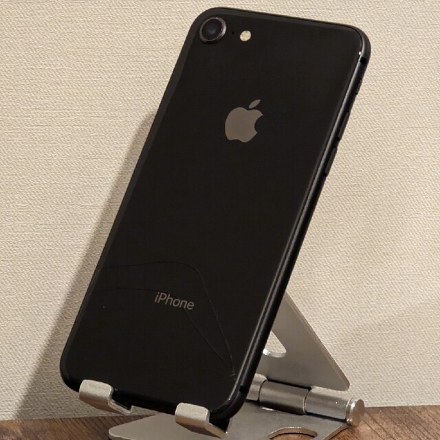 ♡様専用 ジャンク SIMフリー iPhone 8 スマホ/家電/カメラのスマートフォン/携帯電話(スマートフォン本体)の商品写真