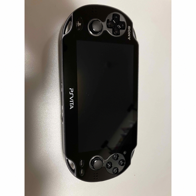 PS Vita PCH-1100 メモリーカード32GB付きゲームソフト/ゲーム機本体