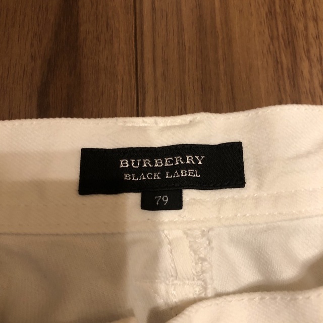 BURBERRY BLACK LABEL(バーバリーブラックレーベル)の[ケン様売約済]バーバリーブラックレーベル　ストレッチチノパン メンズのパンツ(チノパン)の商品写真