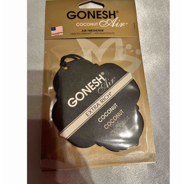 GANESH(ガネーシュ)のガーネッシュ ペーパーエアフレッシュナー　ココナッツ　6枚 自動車/バイクの自動車(車内アクセサリ)の商品写真