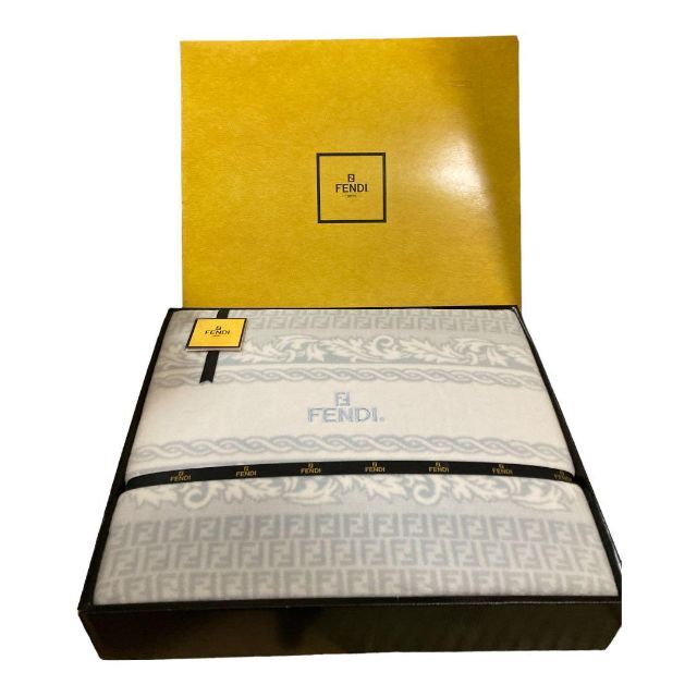 FENDI - 新品・未使用品 FENDI フェンディ 綿毛布 サイズ : 140㎝×210㎝の