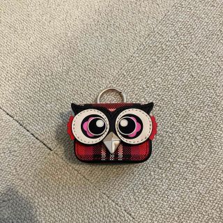 ケイトスペードニューヨーク(kate spade new york)のケイトスペード  AirPodsケース　フクロウ(ヘッドフォン/イヤフォン)