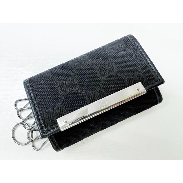 GUCCI - ほぼ未使用 美品 GUCCI グッチ GGキャンバス 6連キー GUCCI - ほぼ未使用 美品 GUCCI グッチ GGキャンバス 6連キー