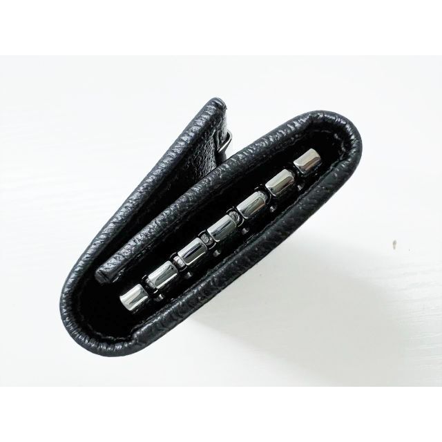 ほぼ未使用 美品 GUCCI グッチ GGキャンバス 6連キーケース 黒 ほぼ未使用 美品 GUCCI グッチ GGキャンバス 6連キーケース 黒