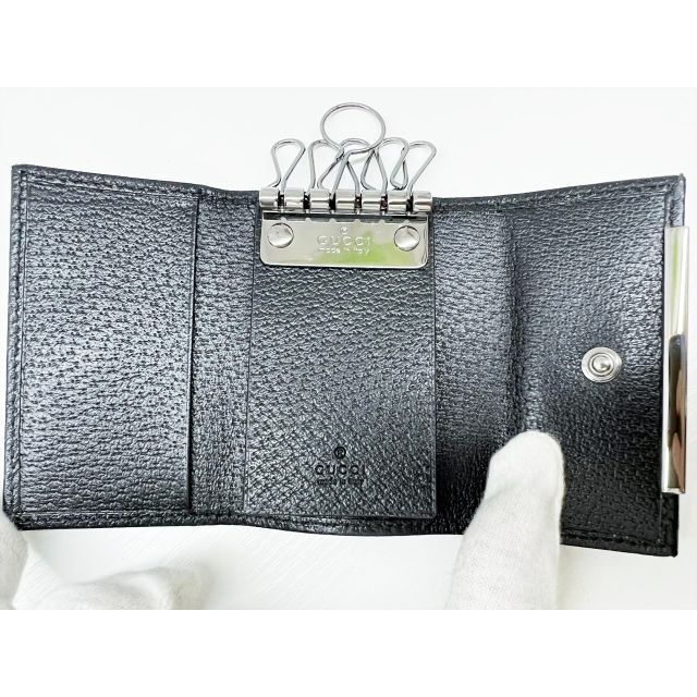 GUCCI - ほぼ未使用 美品 GUCCI グッチ GGキャンバス 6連キー GUCCI - ほぼ未使用 美品 GUCCI グッチ GGキャンバス 6連キー