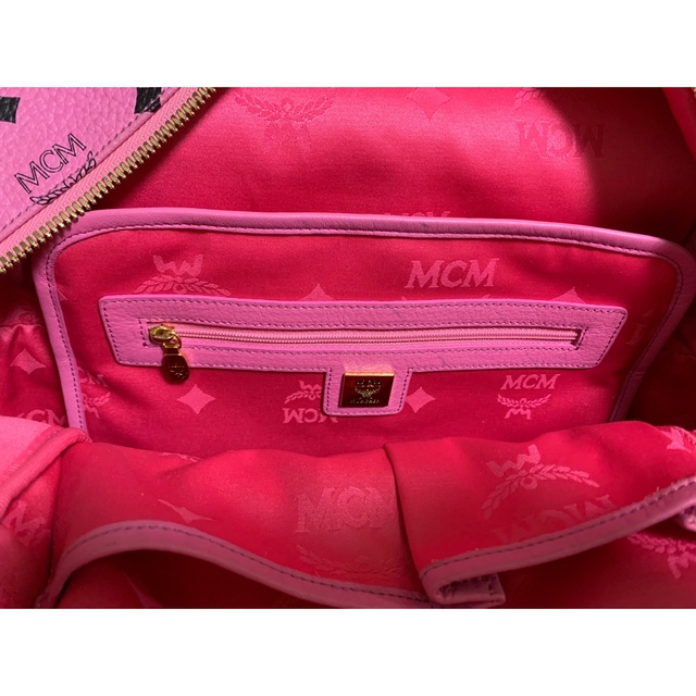 MCM(エムシーエム)のMCMリュック① ミディアムサイズ レディースのバッグ(リュック/バックパック)の商品写真