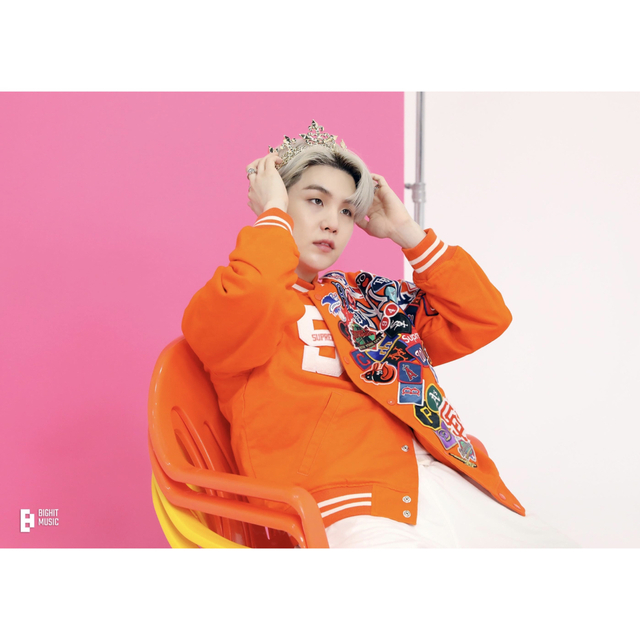 防弾少年団(BTS)(ボウダンショウネンダン)のBTS L判写真 SUGA No.336-3 エンタメ/ホビーのタレントグッズ(アイドルグッズ)の商品写真