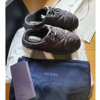 マリナボーダー 【極美品】PRADA パデッドナイロン サボ | www