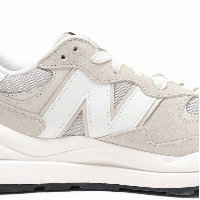 IENA(イエナ)の【NEW BALANCE / ニューバランス】M5740VPD　ナチュラル レディースの靴/シューズ(スニーカー)の商品写真