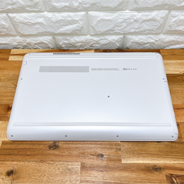 【美品】HP Pavilion☘Core i5第7世代☘新品爆速SSD256GB 8