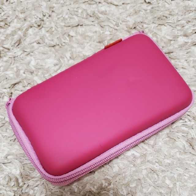 ニンテンドー3DS(ニンテンドー3DS)のNintendo 3DS ミスティピンク 充電器付き エンタメ/ホビーのゲームソフト/ゲーム機本体(携帯用ゲーム機本体)の商品写真