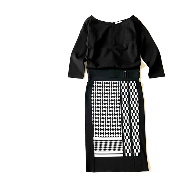 新品✨PATRIZIA PEPE ワンピース モノトーン 白黒 七分袖 タイト