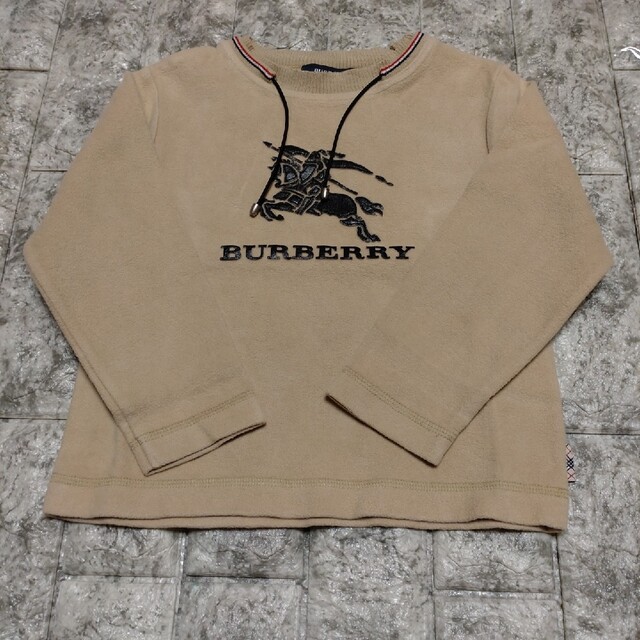 BURBERRY(バーバリー)の【最終値下げ】バーバリー　BURBERRY　フリーストップス　100サイズ キッズ/ベビー/マタニティのキッズ服男の子用(90cm~)(Tシャツ/カットソー)の商品写真