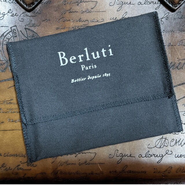 Berluti(ベルルッティ)のベルルッティ Berluti ボックス 箱 保存袋 ノベルティ イタリア 財布 メンズのファッション小物(長財布)の商品写真