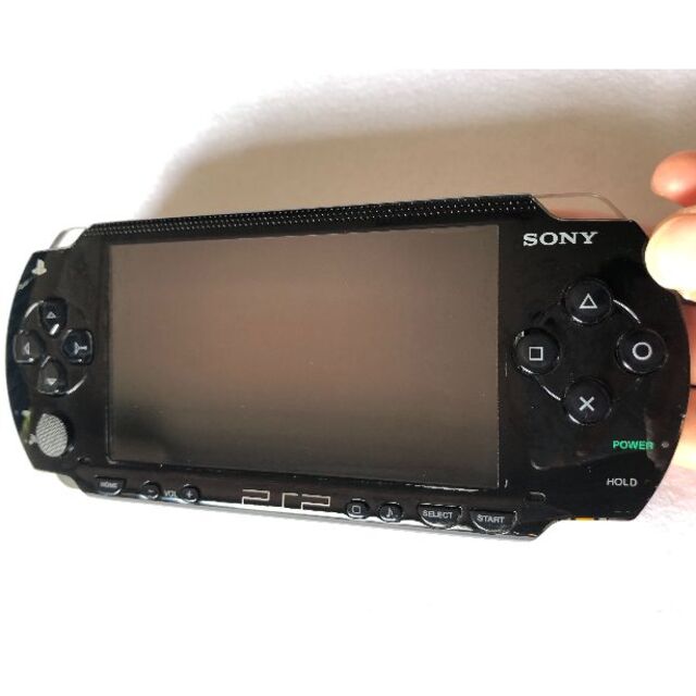 PlayStation Portable(プレイステーションポータブル)の【中古】PSP-1000 本体 ジャンク エンタメ/ホビーのゲームソフト/ゲーム機本体(携帯用ゲーム機本体)の商品写真