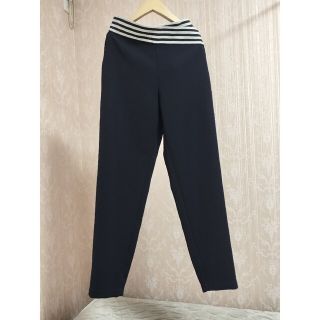 BORDERS at BALCONY BORDERS at BALCONY TAPERED PANTS パンツ の