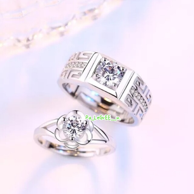 j指輪結婚指輪　婚約指輪　シンプル　ペアリング　18kプラチナ　人気モアサナイト