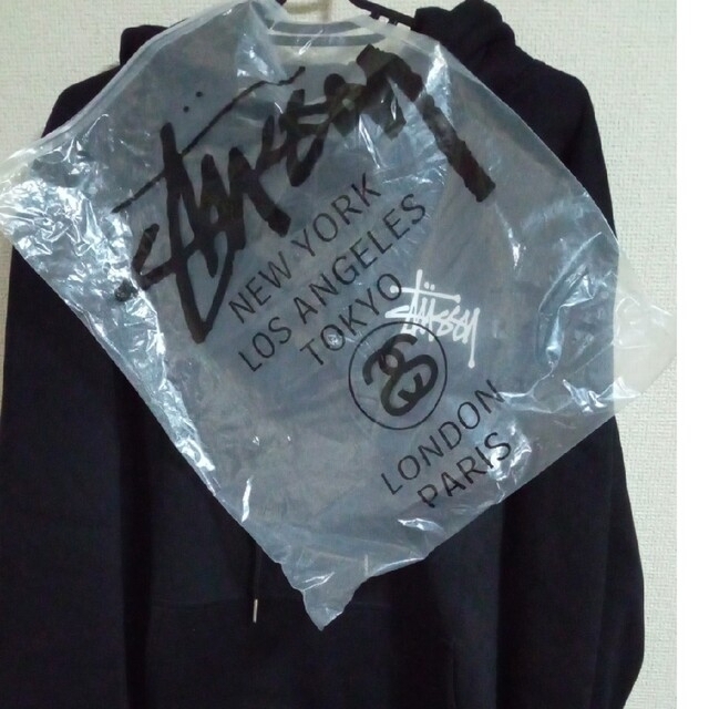 STUSSY(ステューシー)のSTUSSY XXL  パーカー  タグあり 新品未使用  18日までの破格 メンズのトップス(パーカー)の商品写真