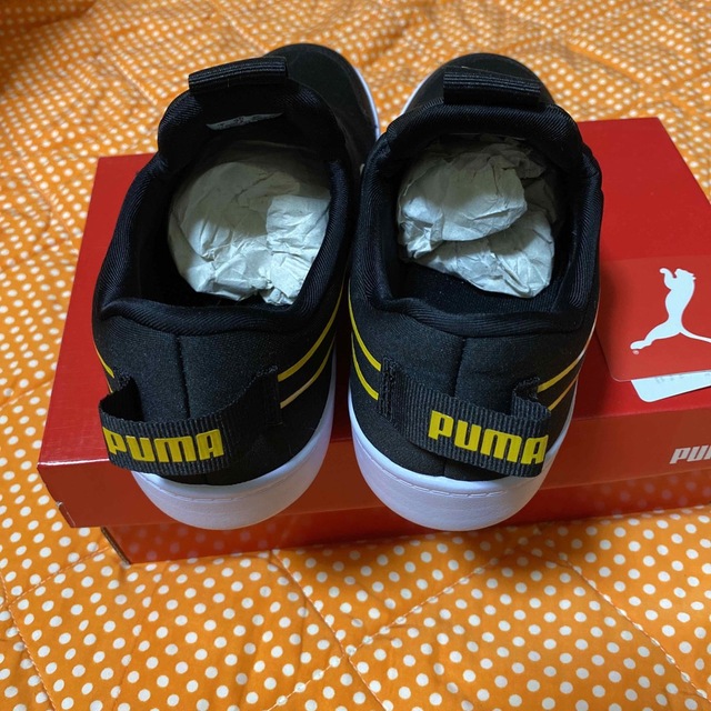 PUMA(プーマ)の新品　PUMA コートフレックスV2 スリップオン キッズ/ベビー/マタニティのキッズ靴/シューズ(15cm~)(スリッポン)の商品写真