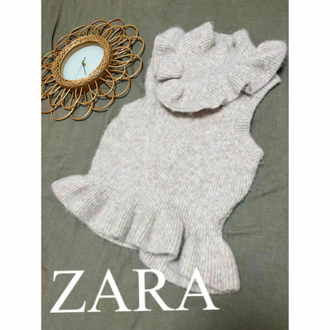 ZARA(ザラ)の美品　ZARA ザラ　ニット　トップス　ノースリーブ　フリル　人気　完売 レディースのトップス(ニット/セーター)の商品写真