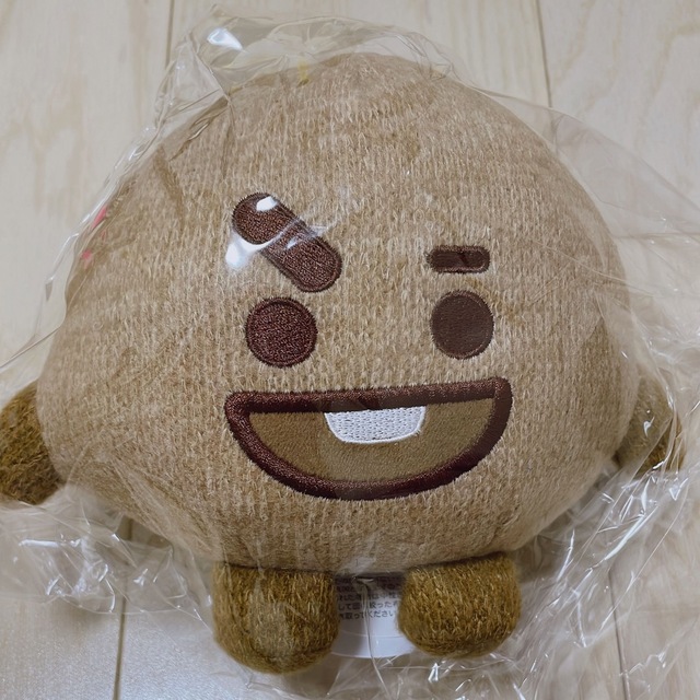 BT21(ビーティーイシビル)のBT21  ニットプラッシュ SHOOKY  未開封 エンタメ/ホビーのおもちゃ/ぬいぐるみ(キャラクターグッズ)の商品写真