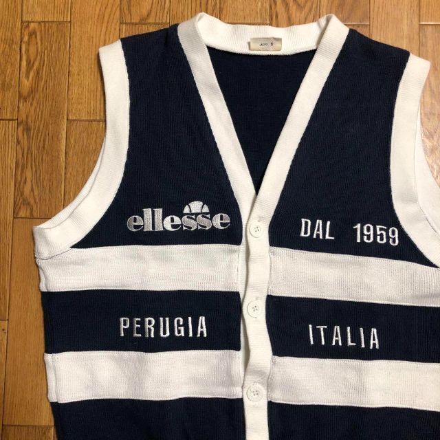 ellesse(エレッセ)の90s 日本製 ellesse コットン ベスト 刺繍 S 紺 白 古着 メンズのトップス(ベスト)の商品写真