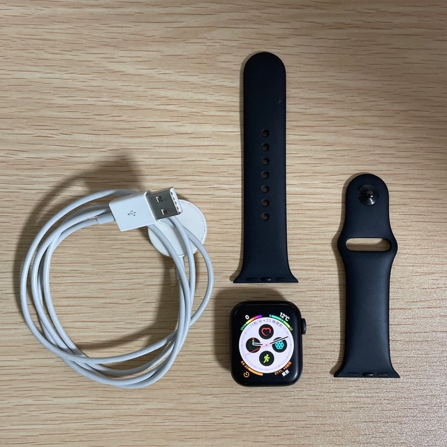 Apple Watch - Apple Watch Series5 40mm GPSモデルの通販 by rs shop