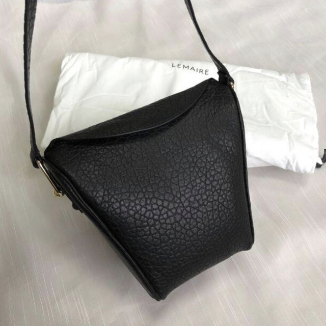 LEMAIRE(ルメール)の最終お値下げ　lemaire small folded bag レディースのバッグ(ショルダーバッグ)の商品写真