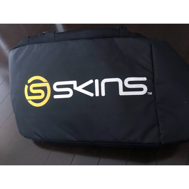 SKINS(スキンズ)のスキンズ　SKINS ボストンバック　 メンズのバッグ(ボストンバッグ)の商品写真