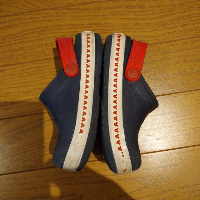 crocs(クロックス)のクロックス　キッズ　ミッキー キッズ/ベビー/マタニティのベビー靴/シューズ(~14cm)(サンダル)の商品写真