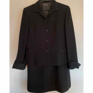 美品MICHIKO LONDON KOSHINO 4点セットアップ  礼服 喪服