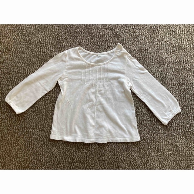 UNIQLO(ユニクロ)のTシャツ　ロンT　保育園着 キッズ/ベビー/マタニティのベビー服(~85cm)(Ｔシャツ)の商品写真