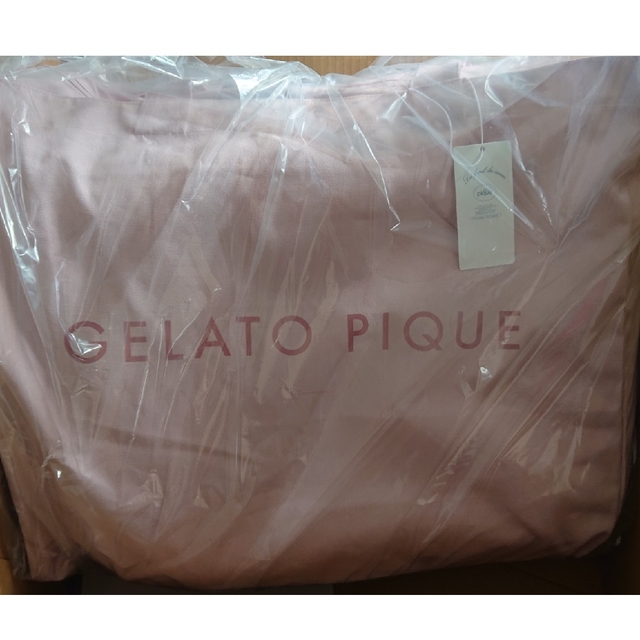 gelato pique(ジェラートピケ)のジェラードピケ2023福袋✨新品未使用12/10までの出品 レディースのルームウェア/パジャマ(ルームウェア)の商品写真