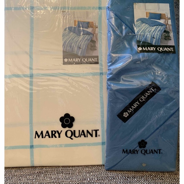 MARY QUANT(マリークワント)のすな様専用です✩.*˚MARY QUANTベットシーツandピローカバーセット インテリア/住まい/日用品の寝具(シーツ/カバー)の商品写真