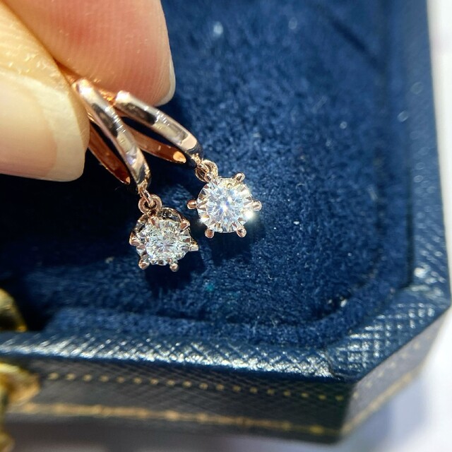 天然ダイヤモンドピアス0.16ct　k18