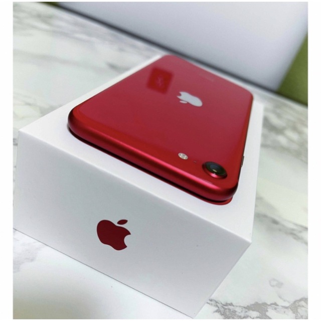 iPhone SE2 128GB レッド 美品 付属品未使用- iPhone SE2 128GB レッド 美品 付属品未使用-