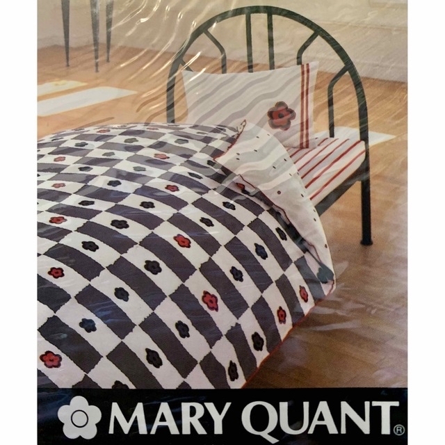 MARY QUANT(マリークワント)のカミーユ様専用✩.*˚キルトカバー&フラットシーツ&ピローカバー２点 インテリア/住まい/日用品の寝具(シーツ/カバー)の商品写真