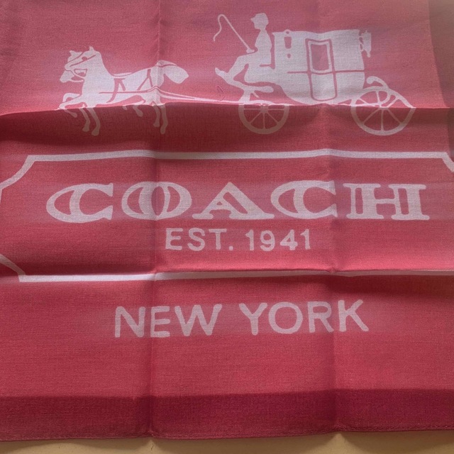 COACH(コーチ)のCOACH  ハンカチ  未使用品 レディースのファッション小物(ハンカチ)の商品写真