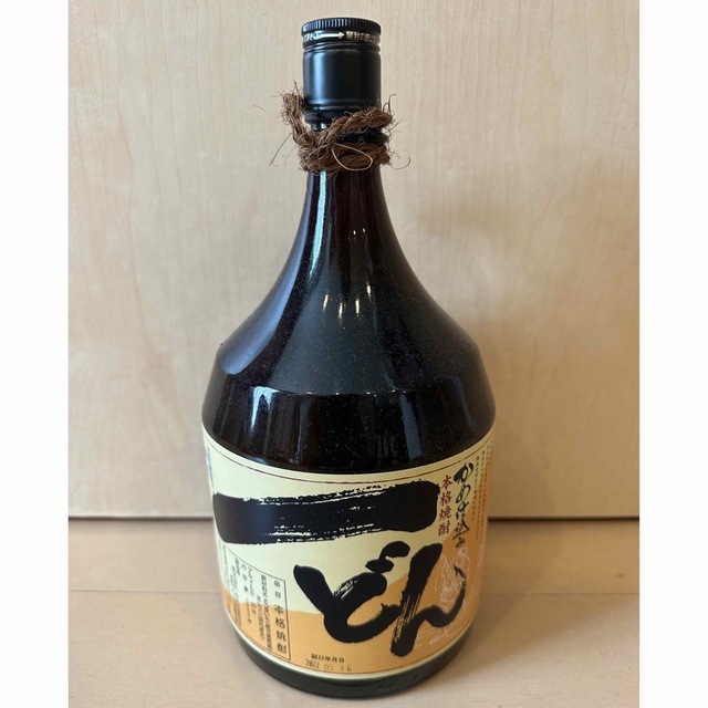 焼酎　一どん　1800ml 食品/飲料/酒の酒(焼酎)の商品写真