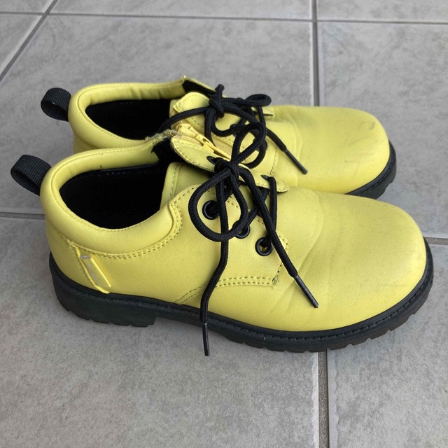 HAWKINS(ホーキンス)のホーキンス　黄色　シューズ　21cm キッズ/ベビー/マタニティのキッズ靴/シューズ(15cm~)(スニーカー)の商品写真