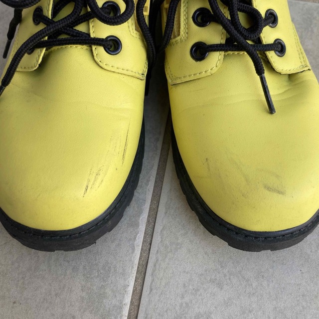 HAWKINS(ホーキンス)のホーキンス　黄色　シューズ　21cm キッズ/ベビー/マタニティのキッズ靴/シューズ(15cm~)(スニーカー)の商品写真
