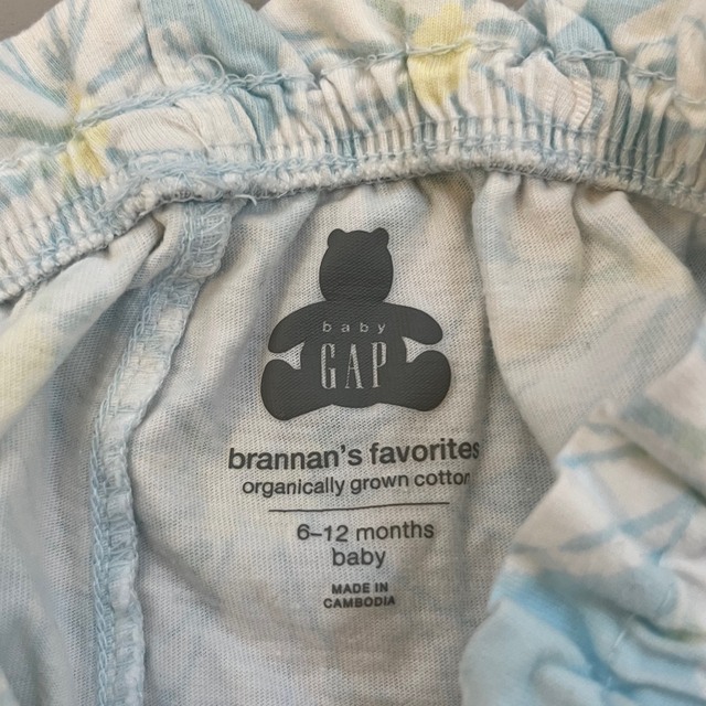 babyGAP(ベビーギャップ)のGAP マーガレット柄 ブルマ キッズ/ベビー/マタニティのベビー服(~85cm)(パンツ)の商品写真