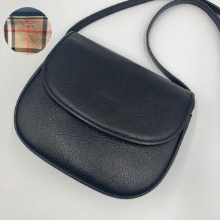 バーバリー(BURBERRY)の✨極美品✨バーバリー ショルダーバッグ ポシェット ノバチェック 黒 シボ革(ショルダーバッグ)