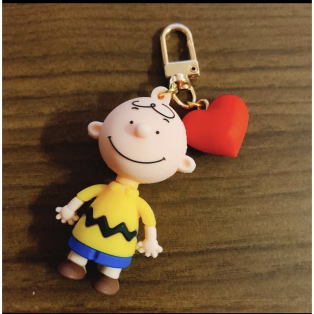 SNOOPY(スヌーピー)のチャーリーブラウン　キーホルダー エンタメ/ホビーのアニメグッズ(キーホルダー)の商品写真